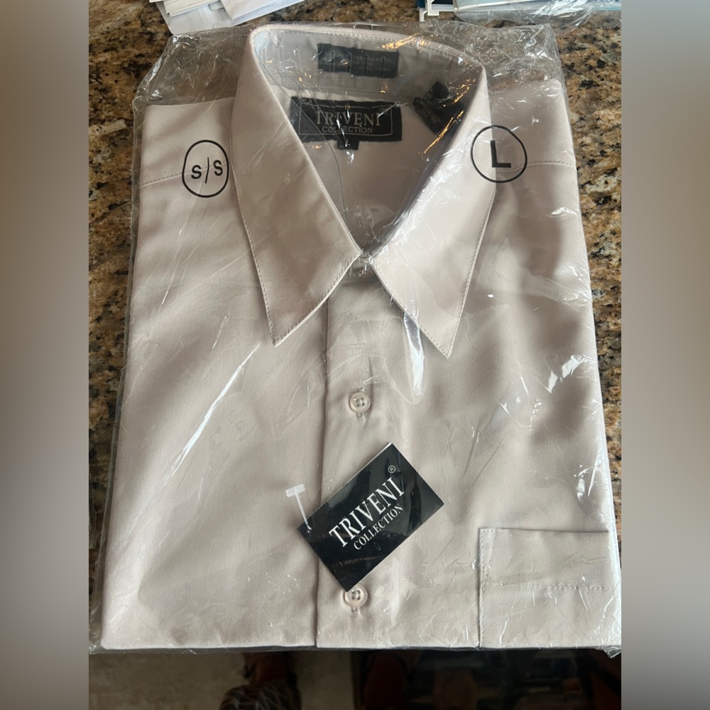 Triveni Collection Light Beige Button-Up Shirt short sleeve sz L